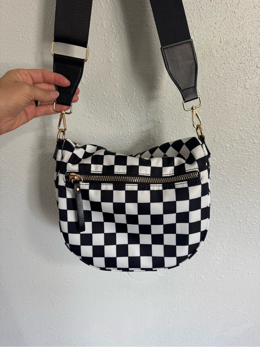 GoFree - The Roomiest Bum Bag (Black and White Checkered) - Picture 8 of 8